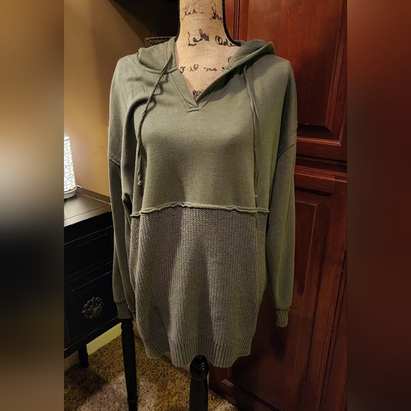 Time and Tru Tops - Time and Tru Sage Green Women's Hoodie